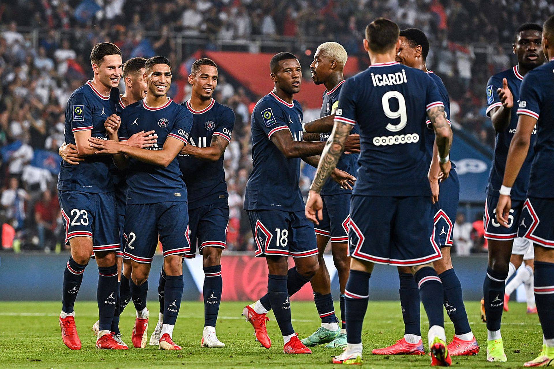 热刺在关键时刻表现出色，周六夜晚取胜的简单介绍