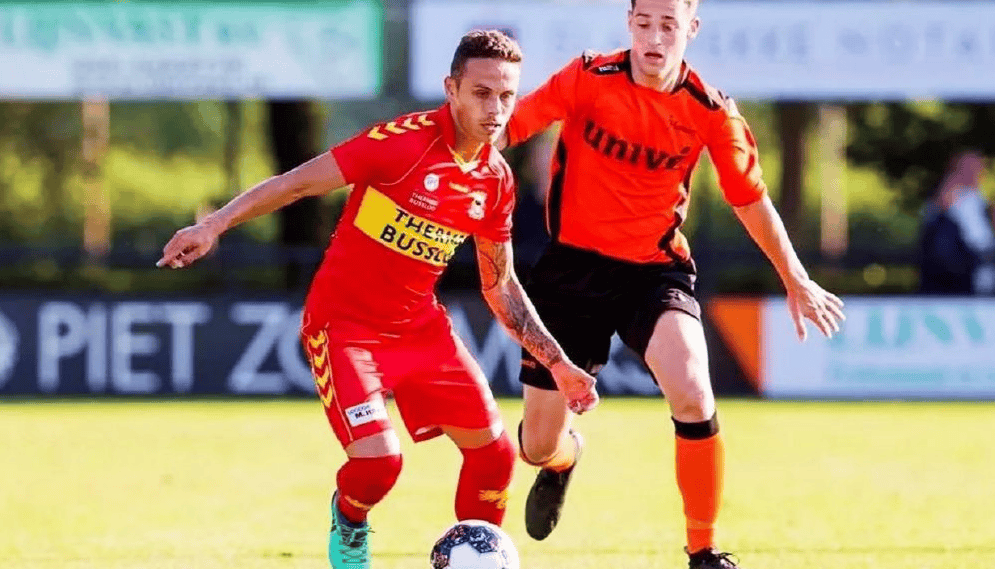 包含阿贾克斯对那不勒斯:荷甲冠军新赛季首秀的词条 包含阿贾克斯对那不勒斯:荷甲冠军新赛季首秀的词条