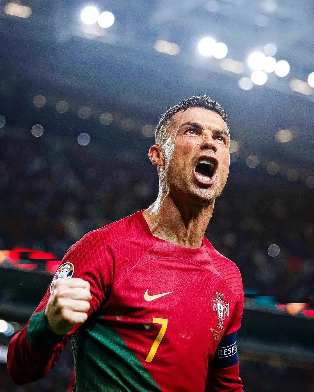 关于意大利国家队逆转胜利,出人意料晋级决赛的信息 关于意大利国家队逆转胜利,出人意料晋级决赛的信息