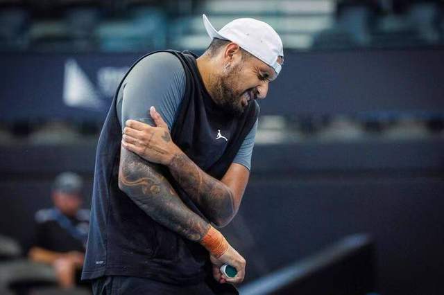 世界网球队轻取西班牙网球队,克耶高斯统治全场的简单介绍 世界网球队轻取西班牙网球队,克耶高斯统治全场的简单介绍